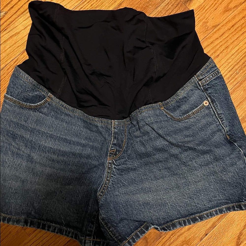 Isabel Maternity shorts